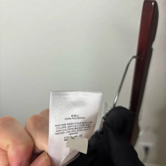 NWT Express Black Satin Faux Wrap Curved Hem Midi Skirt Size 0 - Picture 5 of 5